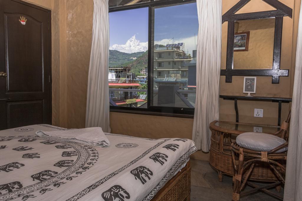 Peace Eye Guest House Pokhara Exterior foto